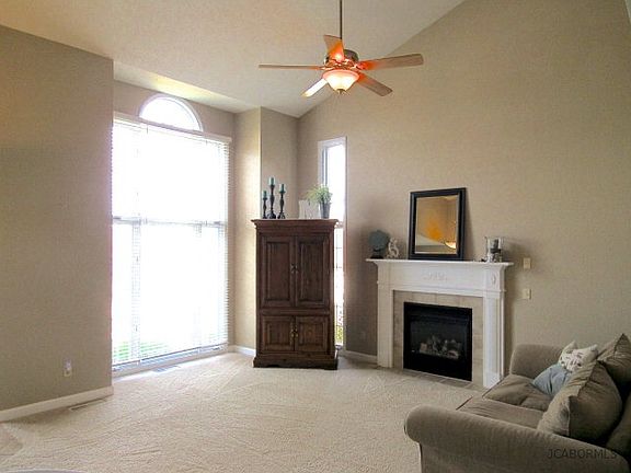 4th image of 6906 Stonebridge Park Dr