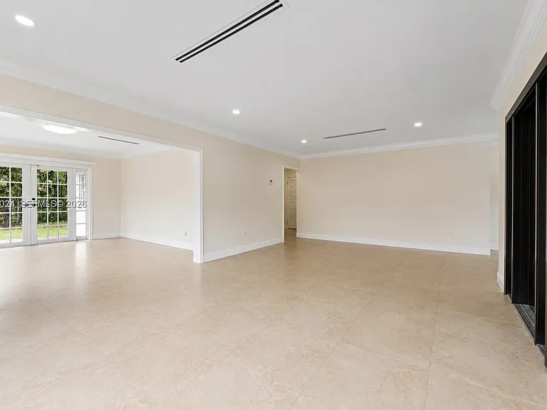 516 Gerona Ave — Photo 20