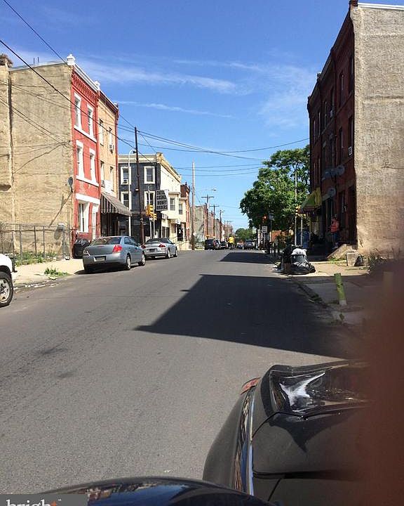 2nd image of 2159 N 21st St