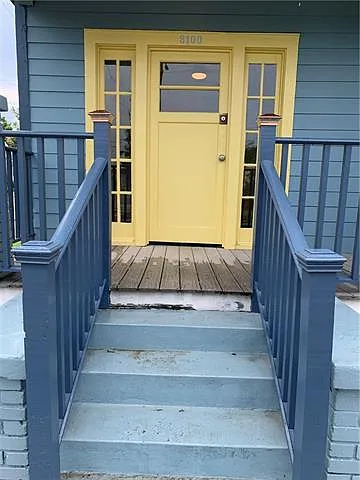 3100 Orleans Ave Photo 1