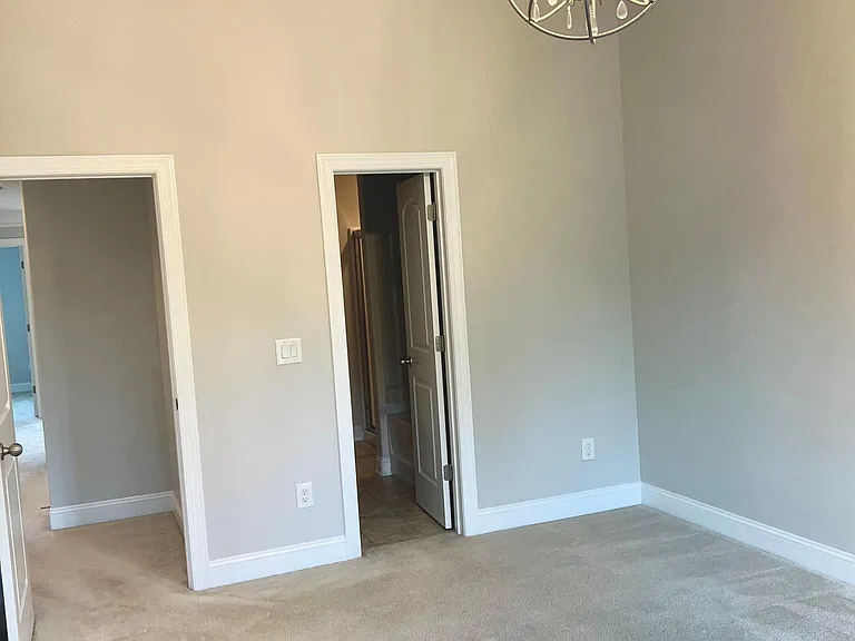 705 Piedmont Crossing Dr — Photo 19
