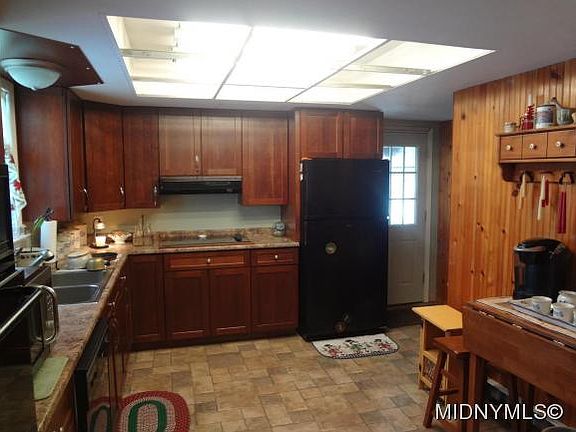 2nd image of 2 Glendale Pl