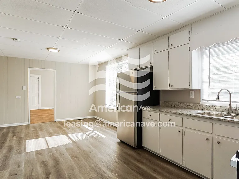 1548447_007_wm_-_kitchen_12972353.jpg
