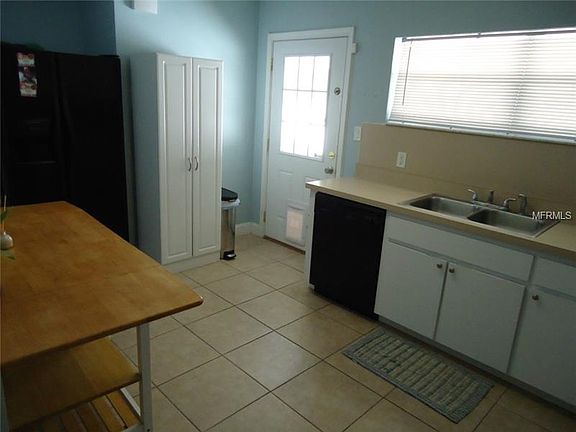 5th image of 1155 47th Ave N