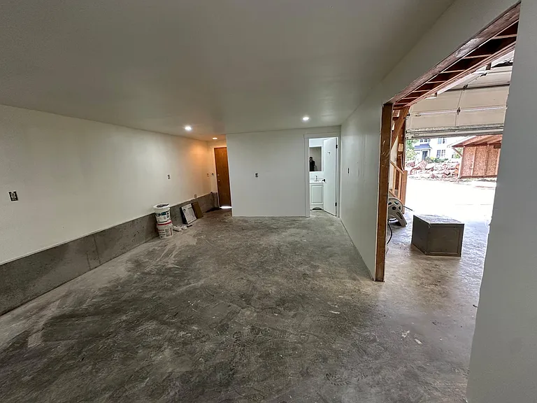 20331 Crawford Rd — Photo 2