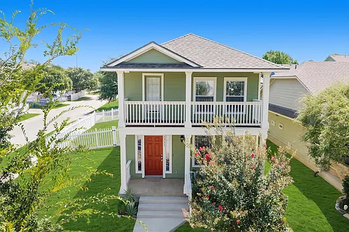 1733 Thompson Trl Photo 1 1733 Thompson Trl Photo 1