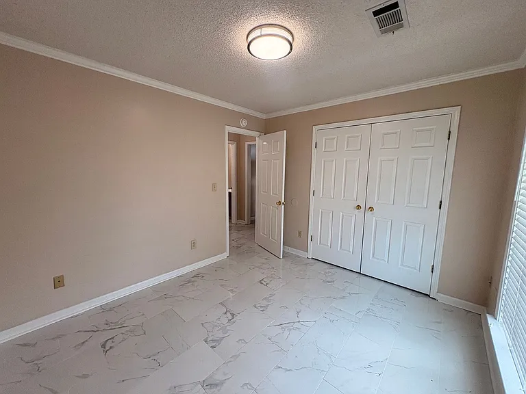 390 N Ericson Rd — Photo 16