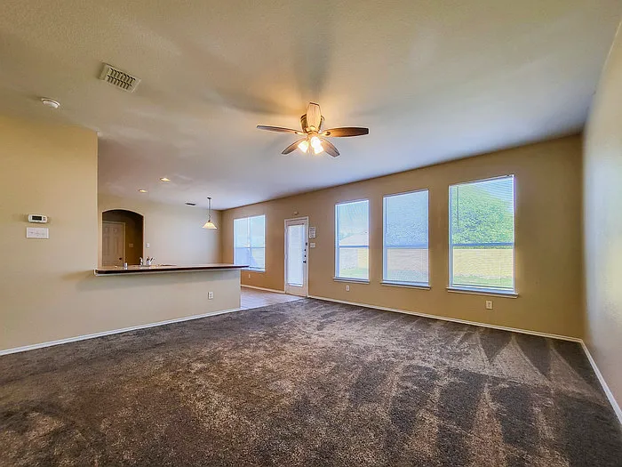 2061 Fair Crest Trl — Photo 6