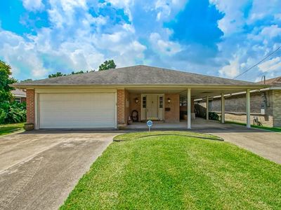 105 New Orleans St, Belle Chasse, LA, 70037