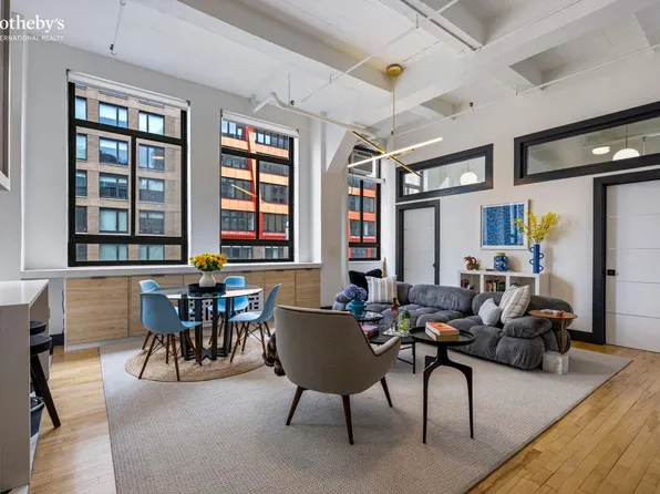348 West 38th Street 11E image 2 of 13