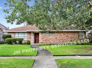 226 Sena Dr, Metairie, LA 70005