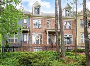 1752 Breyerton Dr, Atlanta, GA 30329