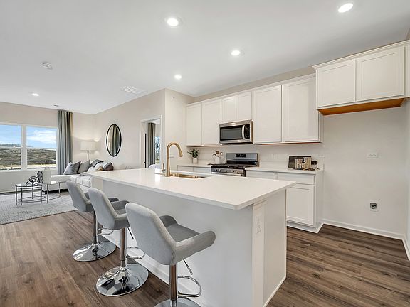 7th image of this home