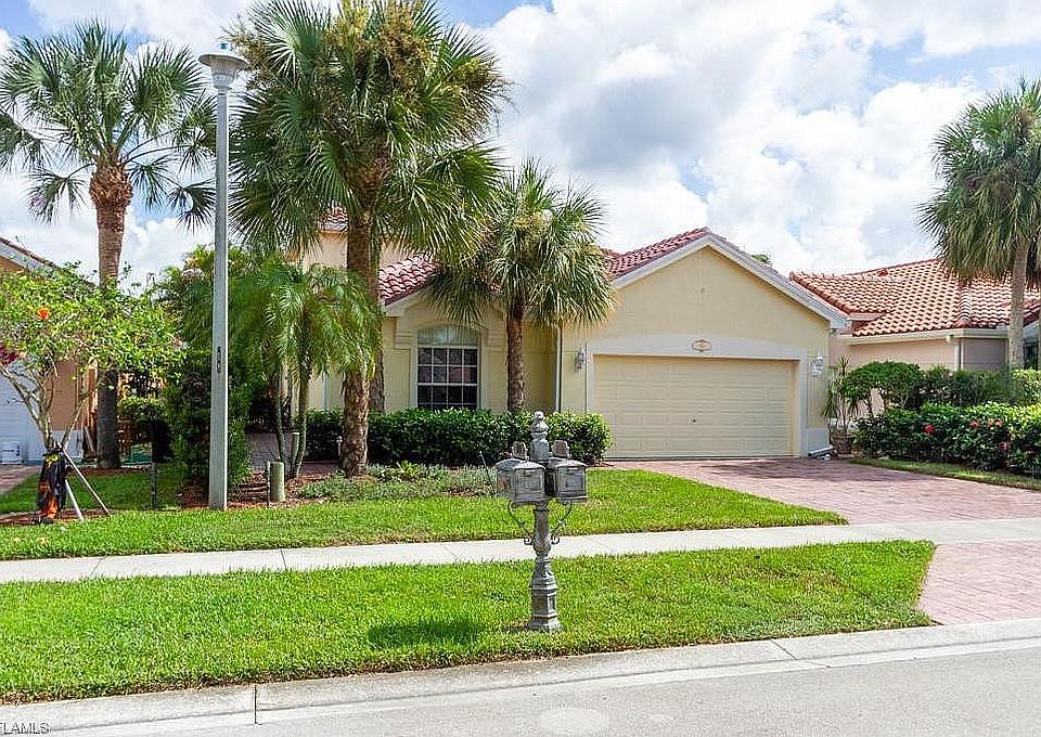 1st image of 352 Pindo Palm Dr