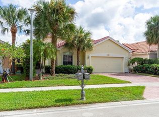 352 Pindo Palm Dr, Naples, FL 34104