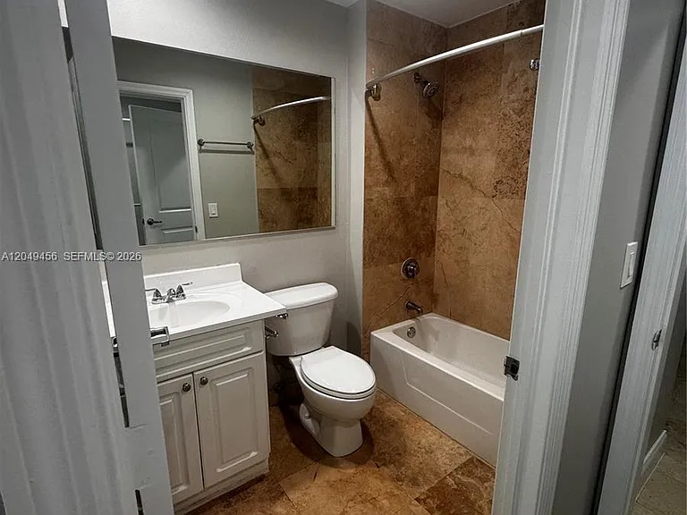 1750 NW 107th Ave #M410 — Photo 6