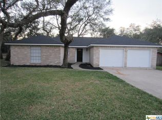 211 Acorn Dr, Victoria, TX 77905