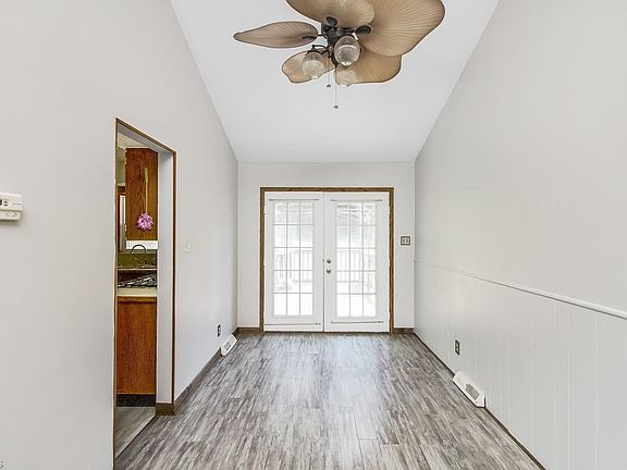3rd image of 6079 Andover Blvd