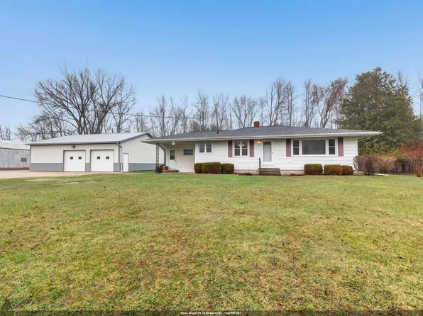 5003 Luxemburg Rd, New Franken, WI 54229