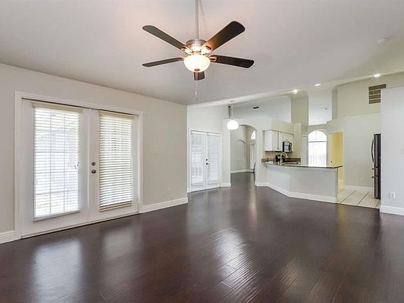 3rd image of 12725 Piney Woods Way