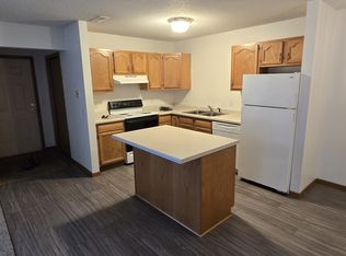 1288 Spruce Ct, New Richmond, WI 54017