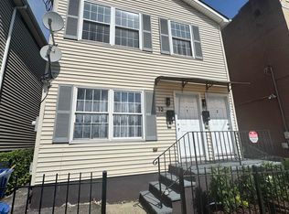 12 Bayview Ave #1, Jersey City, NJ 07305