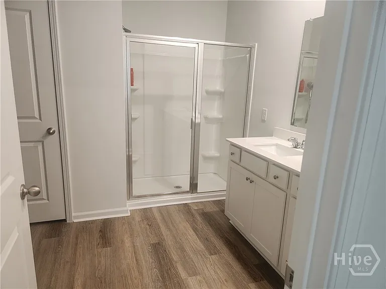 140 Charles Ln — Photo 11
