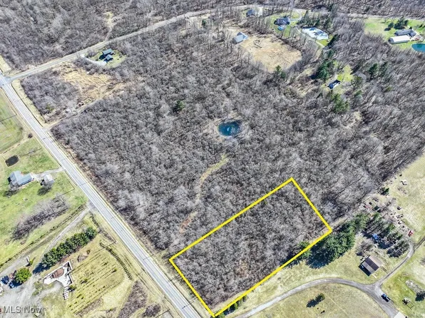 Bates Rd, Madison, OH 44057