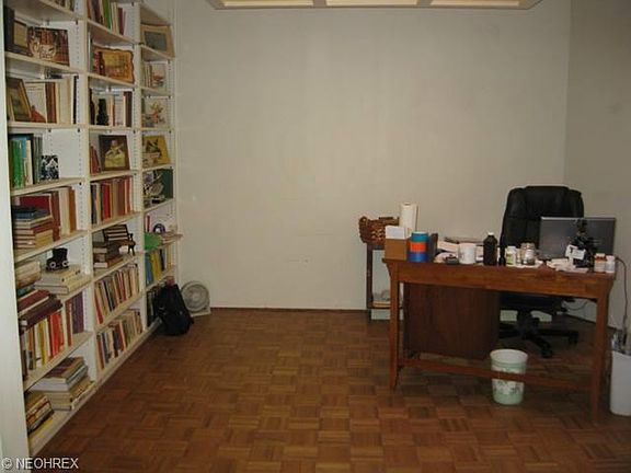 2nd image of 1443 Elmwood