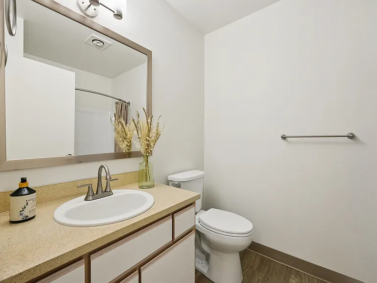 Nolan Ridge Apartments — Photo 28