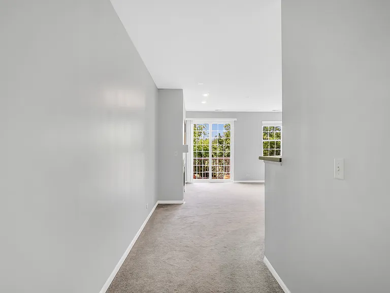 210 Rosehall Dr #260 — Photo 4