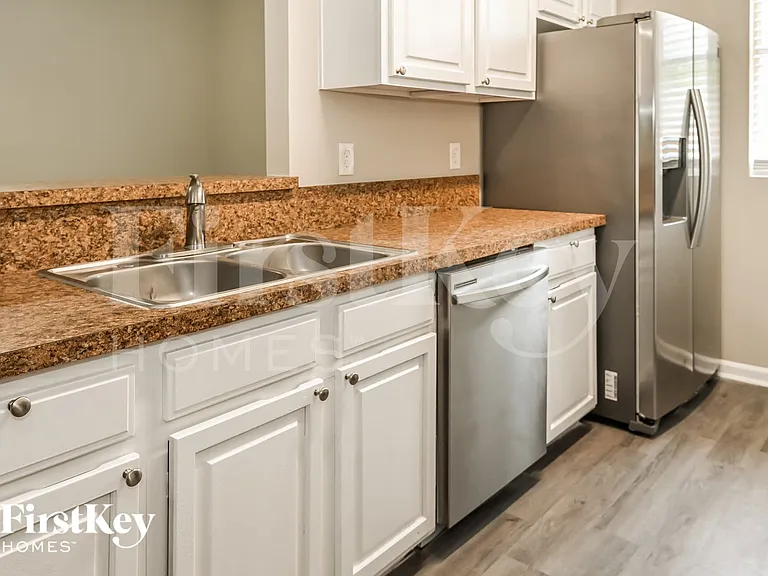 8536 Dandy Ave — Photo 7