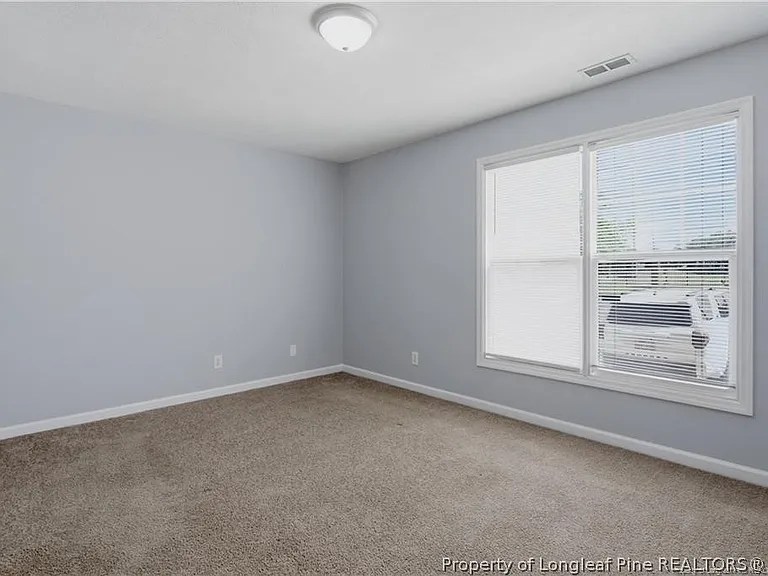 401 Meadowland Ct #4 — Photo 16