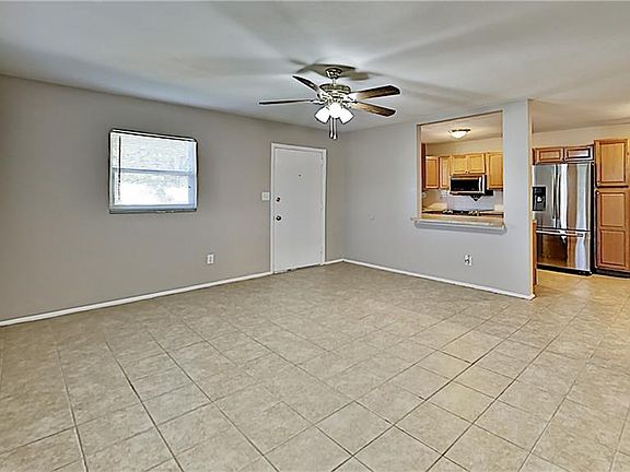 2nd image of 15497 Bristol Cir E