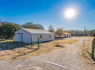 1005 Hickey Ct, Granbury, TX 76049