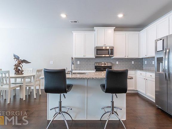 2nd image of 3506 Lakeview Lndg #1