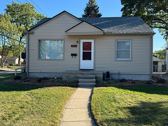 3rd image of 24301 Lehigh St