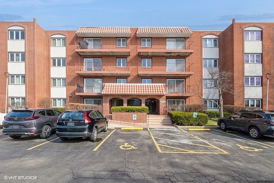 1st image of 2066 Saint Johns Ave APT 103