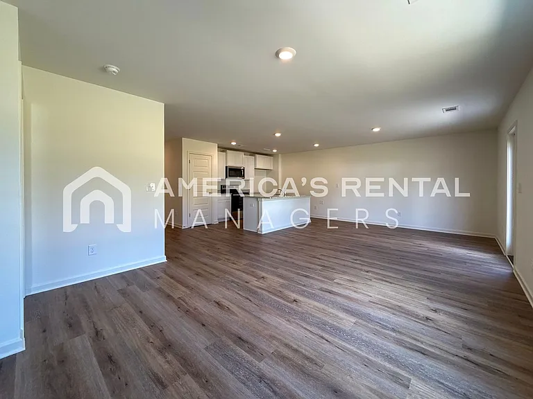 3808 Water Lily Ln — Photo 24
