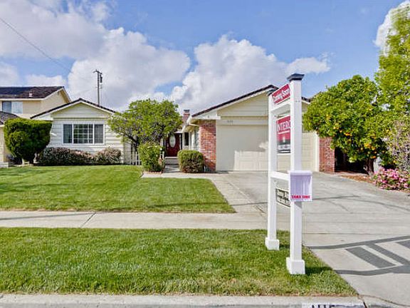 2nd image of 1115 Bentoak Ct