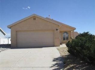 2 Hermanos Ct, Los Lunas, NM 87031