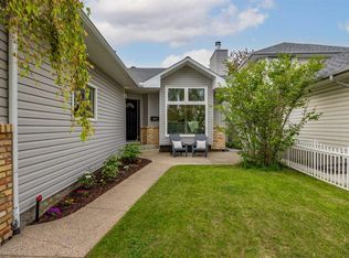 989 Macewan Valley Rd N, Calgary, AB T3K3R2
