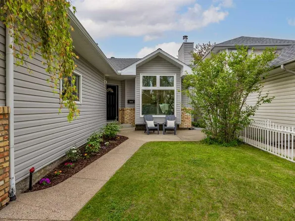 989 Macewan Valley Rd N, Calgary, AB T3K 3R2