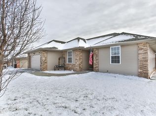 5520 W Tea St, Springfield, MO 65802