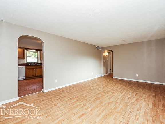 3rd image of 7031 Maynard Ave