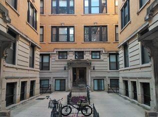 711 W Buckingham Pl #2, Chicago, IL 60657