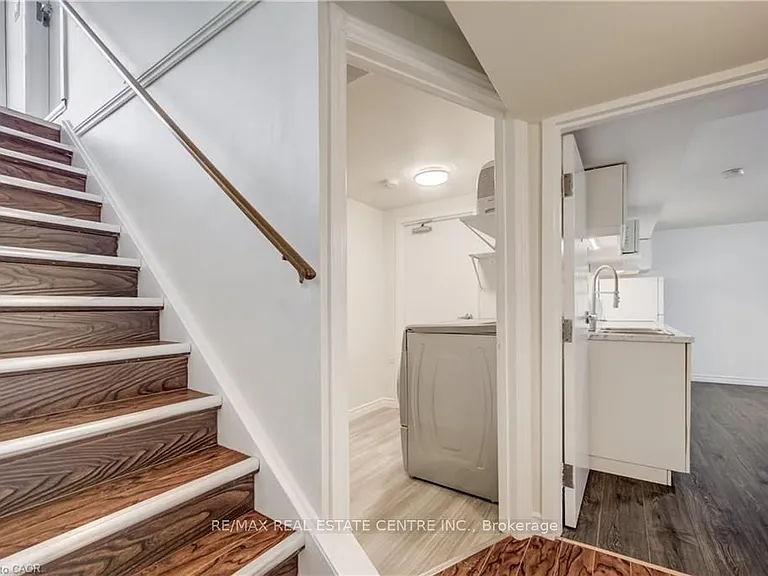 297 Country Hill Dr #B — Photo 2