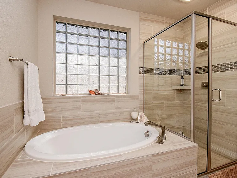 22126 Grand Mist Dr — Photo 32