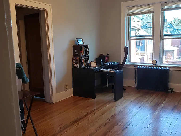 1615 W Canfield St #208 — Photo 8