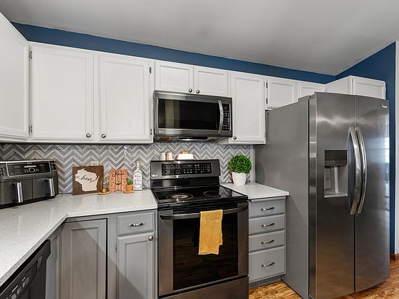 5th image of 807 Worthington Ct